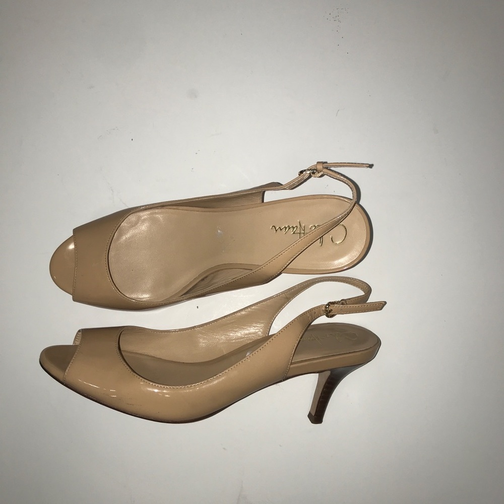 Cole Haan Tan Patent Leather Peep Toe 2" Wooden Heel, Size 8.